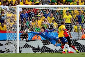 Guillermo_Ochoa-Seleccion_Mexicana-Brasil_2014-Mundial_MILIMA20141225_0070_8