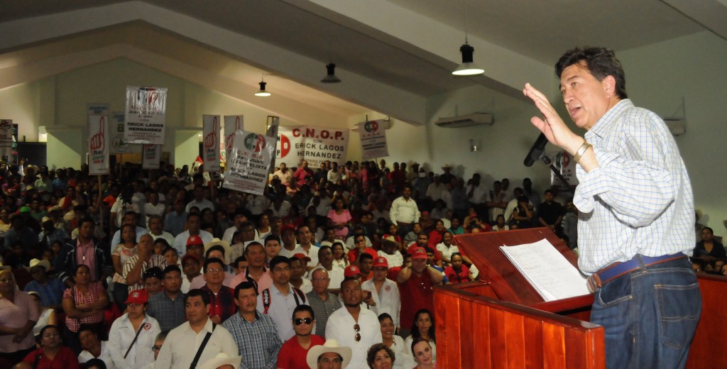 1-Héctor-Yunes-en-Acayucan-2.