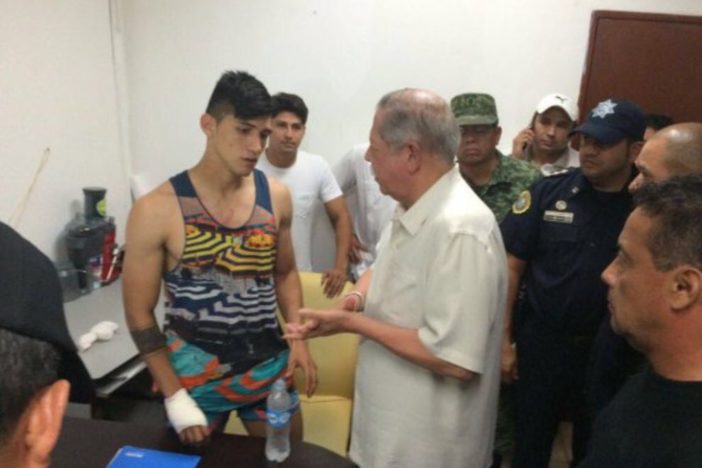 Presentan-con-vida-a-Alan-Pulido-Foto-Especial-702x468