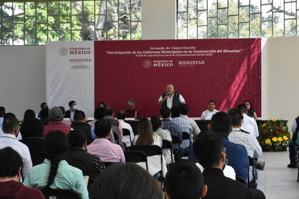 Participa alcalde de Fortín en capacitación de&nbsp;FAIS