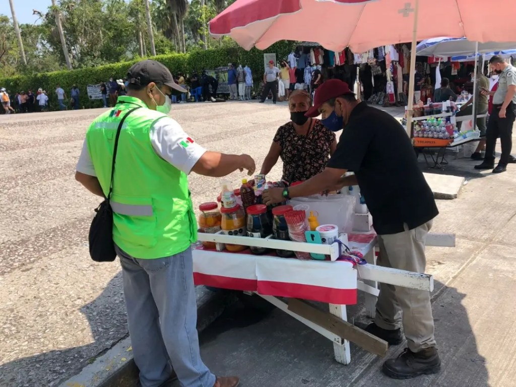 CUMBRE TAJÍN LIBRE DE RIESGOS SANITARIOS, SE PROTEGE A POBLADORES Y VISITANTES:&nbsp;SESVER
