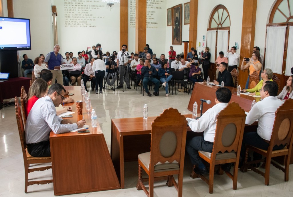 Escuchan Ediles propuestas de ciudadanos en Sesión de Cabildo&nbsp;Abierto