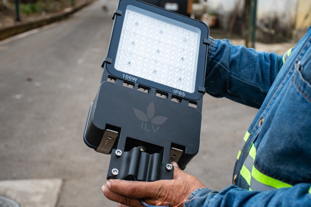 Atiende Alumbrado Público cambio de luminarias en colonias con mayor&nbsp;demanda