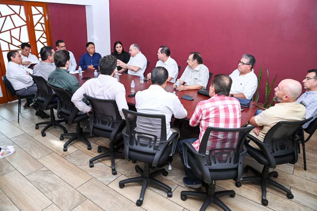 Trabajarán de la mano, transportistas y autoridades municipales para el mejoramiento de la&nbsp;vialidad