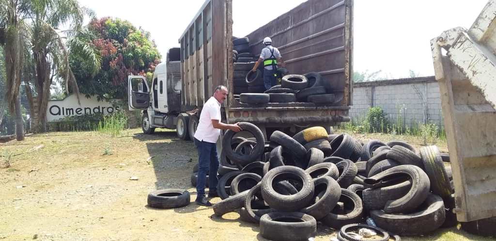 Retiran 33 toneladas de llantas y cacharros en 17 colonias de&nbsp;Córdoba
