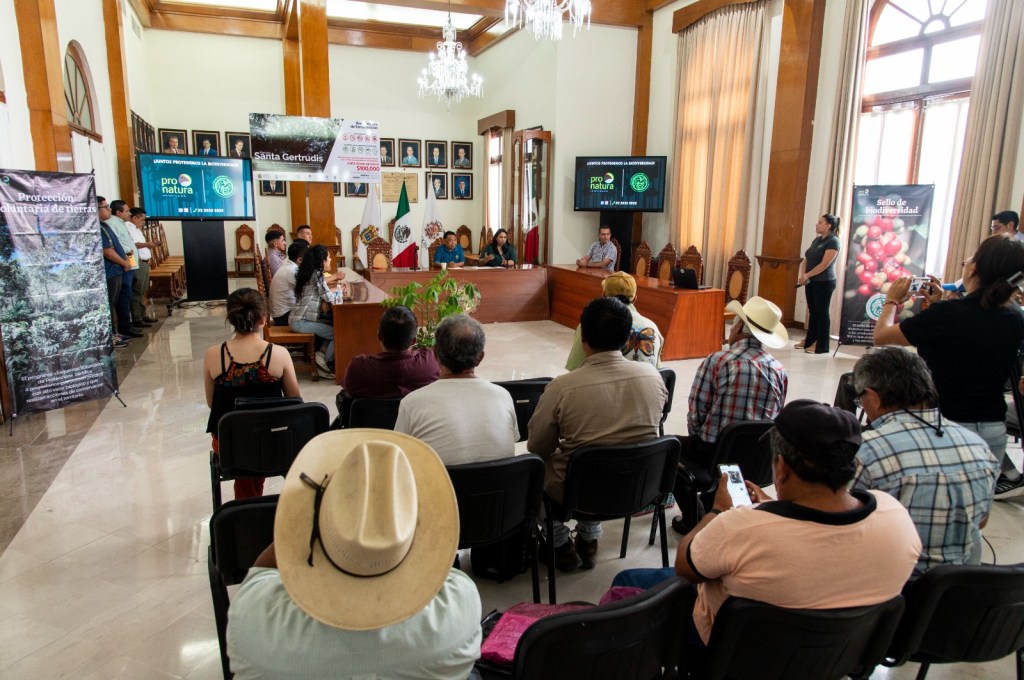 Campesinos protegen sus predios con certificación para frenar el daño a la flora y&nbsp;fauna