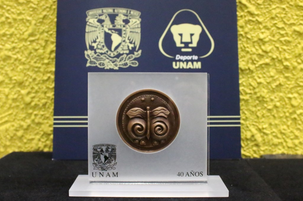 Entregan reconocimientos al personal académico por su labor en el deporte universitario de la&nbsp;UNAM