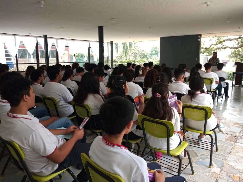 Previenen a estudiantes de Córdoba sobre la “violencia en el&nbsp;noviazgo