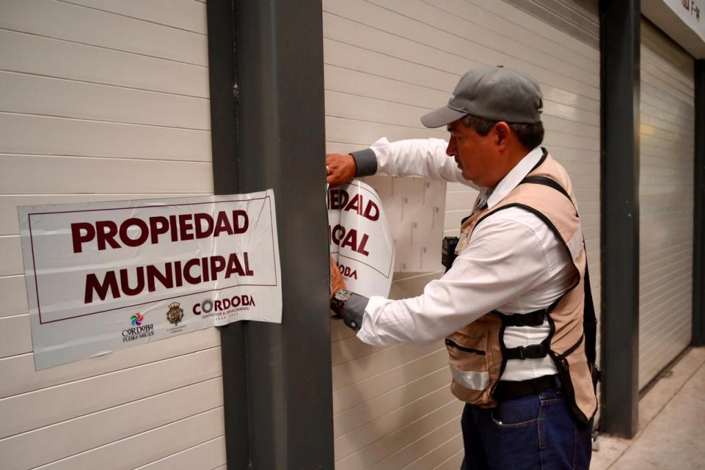 Resguarda ayuntamiento 13 locales del mercado&nbsp;“Revolución”