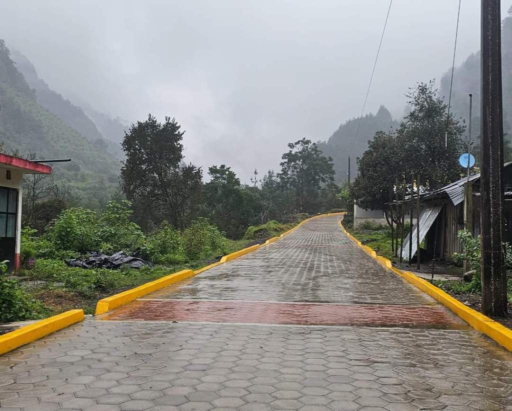Inauguran camino en la Barranca de Jamapa en&nbsp;Calcahualco