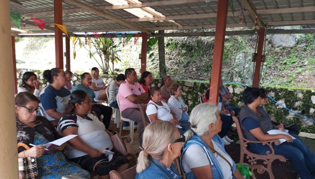Impulsan emprendimiento con taller de pomadas&nbsp;medicinales