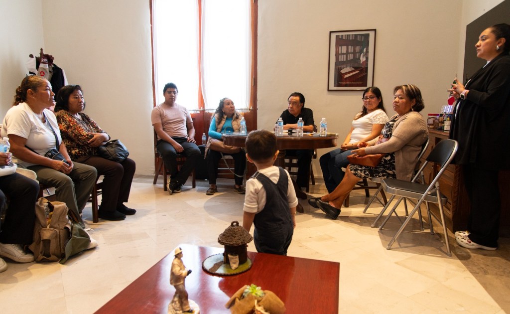 Antorchistas obtienen respuestas favorables en reunión con alcalde Juan Martínez&nbsp;Flores