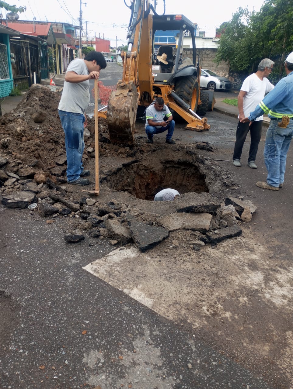 Repara CASF hundimiento de&nbsp;calle