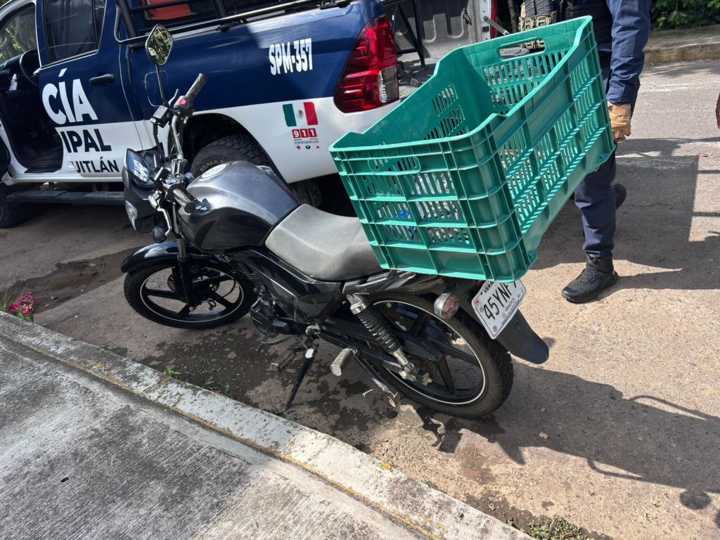 RECUPERAN MOTOCICLETA CON REPORTE DE ROBO EN&nbsp;IXTACZOQUITLÁN