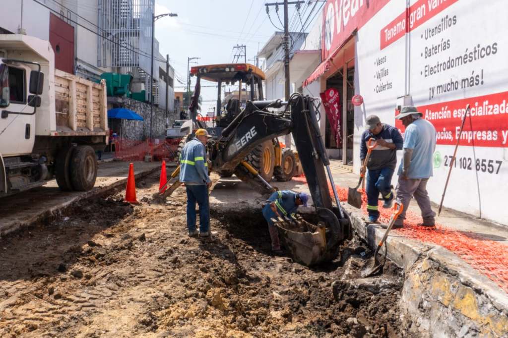 Avanza programa de bacheo en Córdoba; reparan calle 2 entre avenidas 9 y&nbsp;11