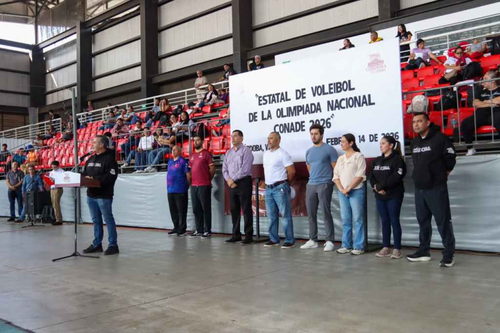 Inauguran etapa Estatal de voleibol de sala; Manuel Alonso Cerezo, da la bienvenida y saque&nbsp;inicial